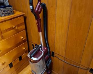 Shark Navigator Burgundy Upright Bagless Vacuum Cleaner with Detachable Hose, Clear Dust Canister & Floor Cleaning Attachments