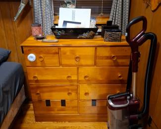 Natural Pine Wood Eight-Drawer Double Dresser with Round Wooden Knobs, Rustic Bedroom Storage Furniture, Shark Navigator Upright Bagless Vacuum Cleaner & Decorative Home Accessories