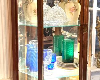 Traditional Wood-Framed Illuminated Glass Curio Display Cabinet with Glass Shelves and Mirrored Back