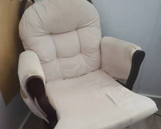 Glider chair with ottoman