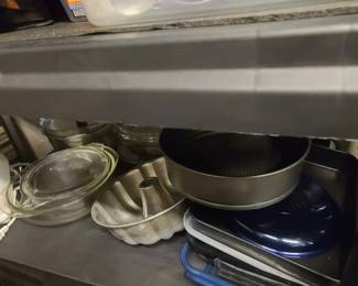 Baking pans