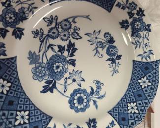 Royal Staffordshire 7" Ironstone