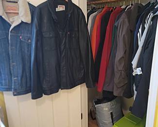 Men's Jackets 2XL, Air Mattress