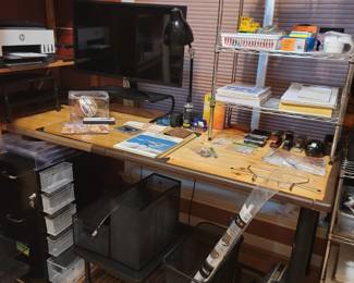 LG Monitor, Office Supplies