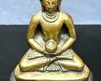 VINTAGE MID CENTURY NAPALI STYLE SITTING BUDDHA