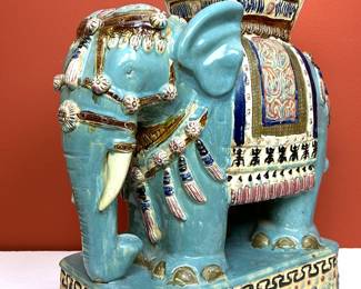 ELEPHANT GARDEN STOOL 