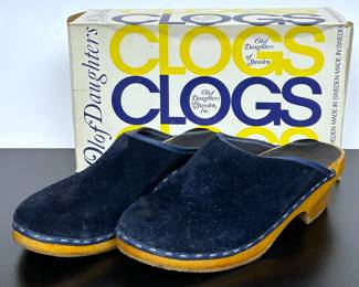 VINTAGE SWEDISH LADIES' CLOG SHOES 
