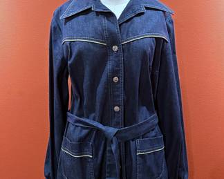 VINTAGE  1970s LADIES DENIM TOP BY MR. MENCH, A DIVISION OF LAURA OF DALLAS
