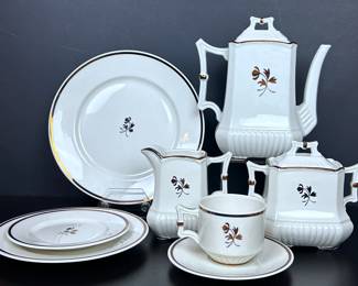 1960s IRONSTONE DINNER WARE IN THE TEA LEAF PATTERN BY RED CLIFT