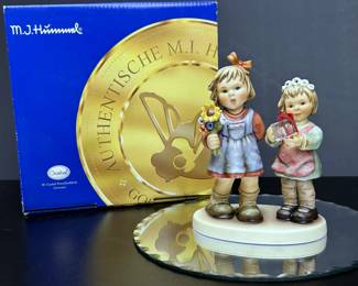 HUMMEL  2248 SPECIAL DELIVERY  FIGURINE LIMITED EDITION WITHSWAROVSKI CRYSTAL  