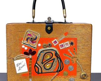 VINTAGE MID CENTURY WOODEN PURSE