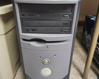 Dell Dimension 2350 Desktop computer tower
