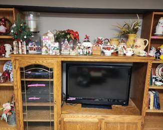 Entertainment center