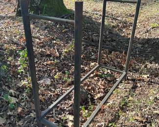 Metal firewood rack
