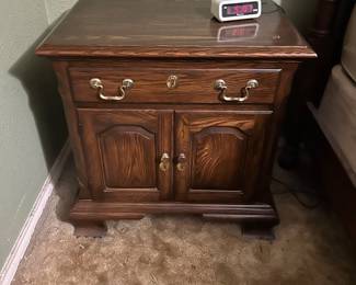 Night stand