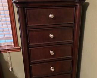Tall Chester drawer