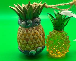 2 Piece Pineapple Ornaments
