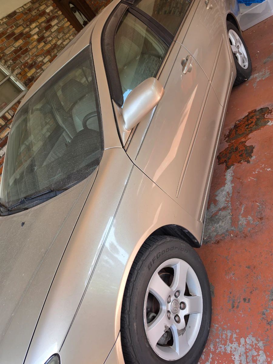 Toyota Camry, runs, everything works, complete maintenance history