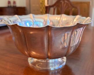 Tuttle Dublin Reproduction Footed Sterling Silver Bowl. Measures 10" D x 5" H. Photo 1 of 3.