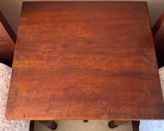 Mahogany Side Table with Turned Reeded Legs. Measures Approximately 20" W x 18" D x 28" H. Photo 2 of 3.
