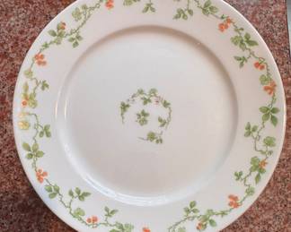Set of 8 W. Guerin & Co Limoges Porcelain Salad Plates (Circa 1891 - 1932). Photo 1 of 2.
