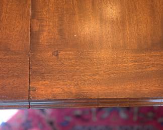 Hepplewhite Style Extension Dining Table. Measures 68" x 44" x 30" H with 25" Clearance; Has 3 11" Leaves. Photo 4 of 6.