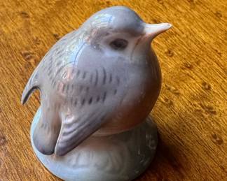 Royal Copenhagen Baby Robin Figurine. Photo 1 of 2.