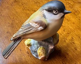 Royal Worcester Marsh Tit Bird Figurine. Photo 2 of 3.