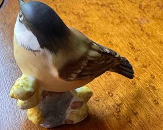 Royal Worcester Marsh Tit Bird Figurine. Photo 1 of 3.