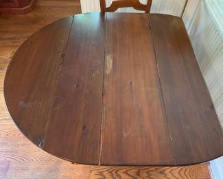George III Style Drop Leaf Gate-Leg Dining Table. Measures 54" x 42" x 29" H with 28" Clearance. Photo 3 of 4.