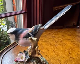 Bone China Bird Long Tailed Tit Bird Figurine. Photo 2 of 3.