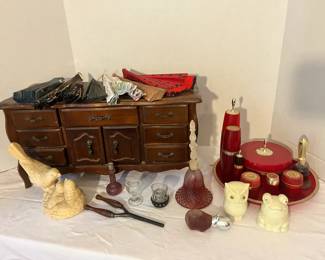 Vintage Avon Vanity Items