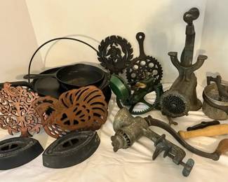 Cast Iron Pans Kitchenware