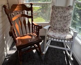 Vintage Solid Wood Rocking Chair Painted White Wood Rocking Chair