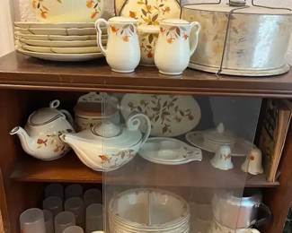 06 Jewel Tea Lot 3 with Cookbook