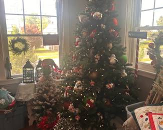 7ft Prelit Christmas Tree