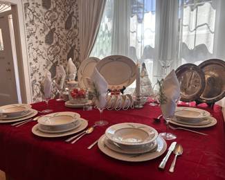 Holiday Tablescape