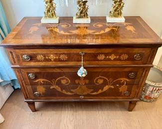 French chest