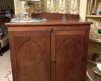 Great Antique Double Door Storage Hutch...perfect for Quilts & Blankets.