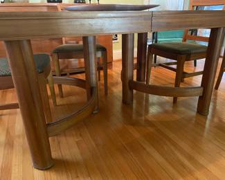$725.00 - Mid-Century Modern Wooden Dining Table with 4 Matching Slat-Back Upholstered Chairs