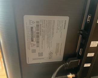 $250.00 - Samsung 70" 4K UHD Smart TV UN70TU700D, 2021, Remote Included