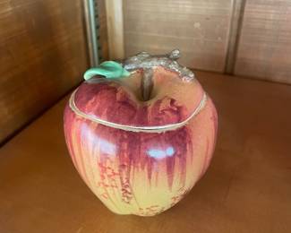 $22.00 - California Claywork Art Ceramic Apple Lidded Jar, Hand Painted