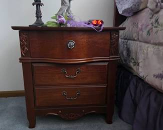 Night stand matches full bed