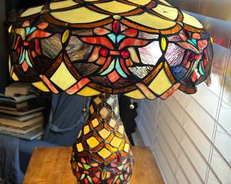 Tiffany Style Table Lamp