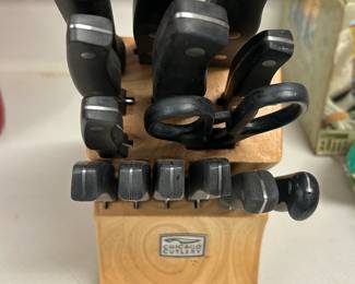 Chicago Cutlery Wood Block Knife Set