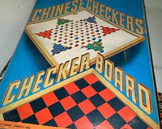 Milton Bradley Chinese Checkers Checker Board Game