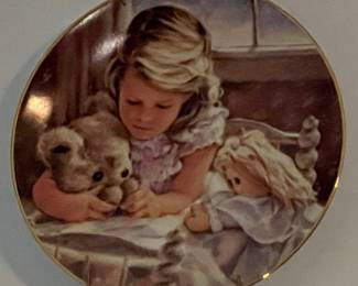 Sandra Kuck Collector Plate Collection