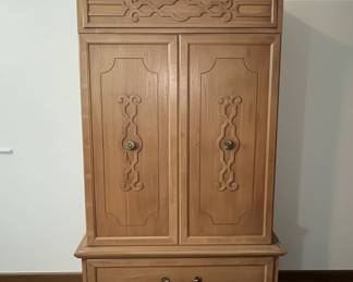 Thomasville French Provincial Style Armoire