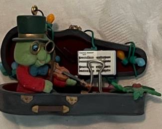 Enesco "Christopher Columouse" 1992 Ornament