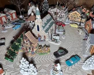Thomas Kinkade Hawthorne Village Collection